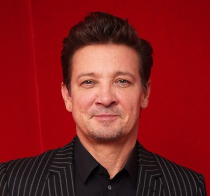 Jeremy Renner Reveals He 'Died' After Near-Fatal Snowplow Accident