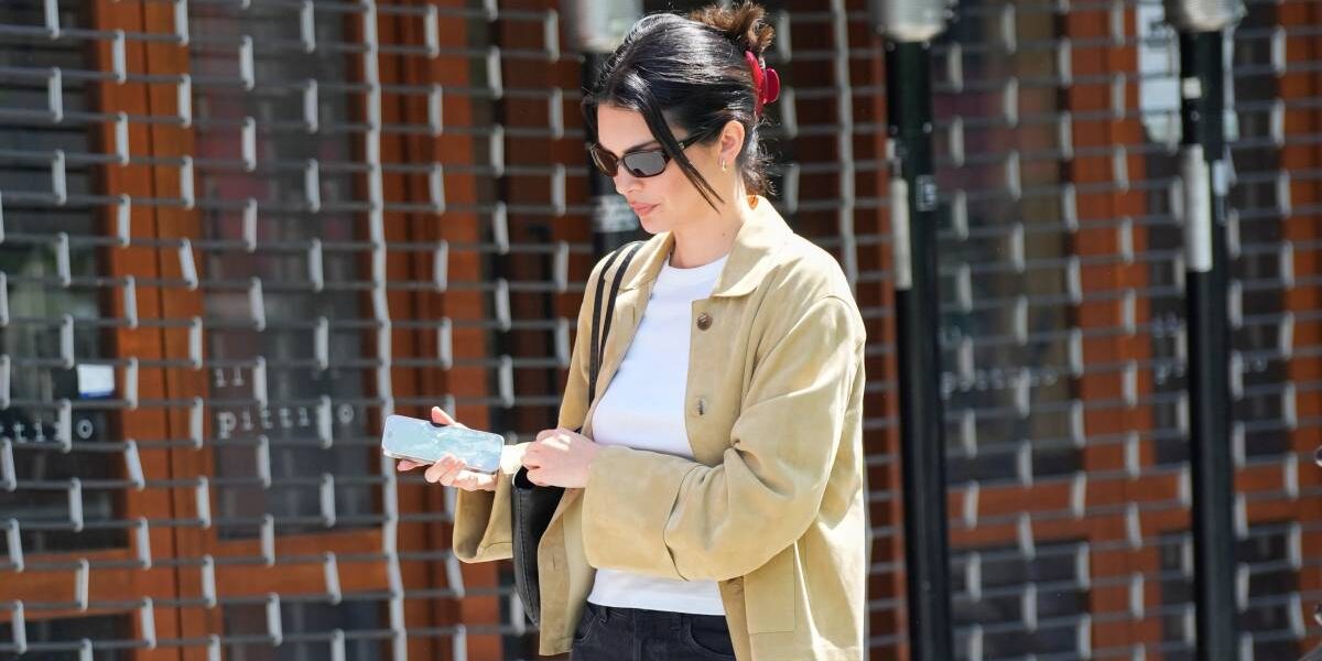 Copy Kendall Jenner’s Sleek Off-Duty Jeans Look for Just $51