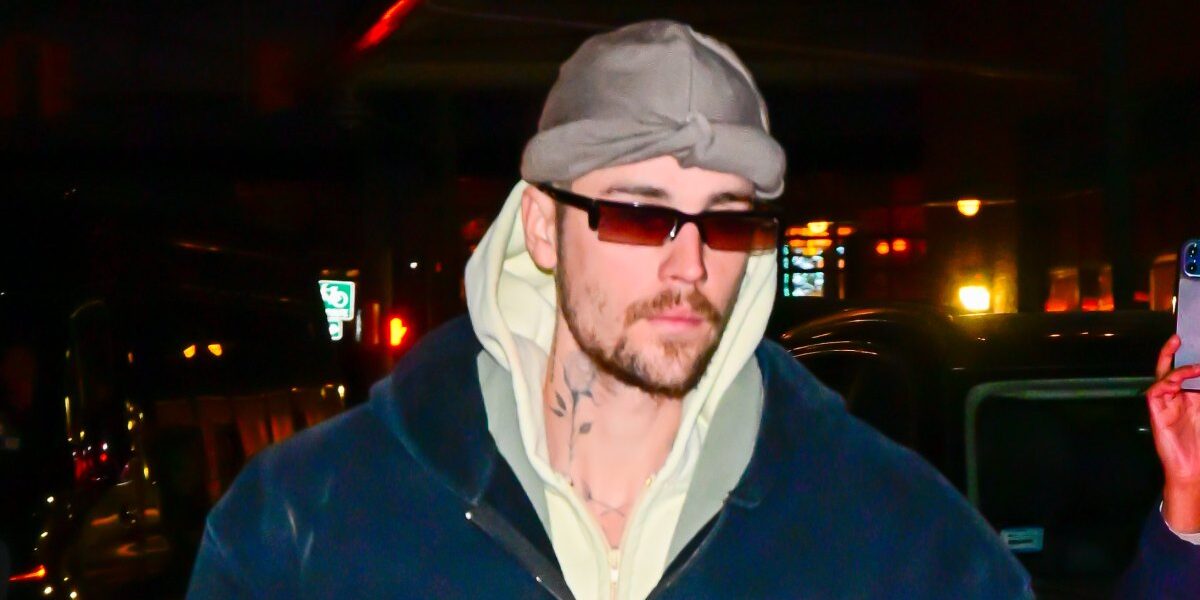 Justin Bieber Watches Hockey Game With Son Jack Blues