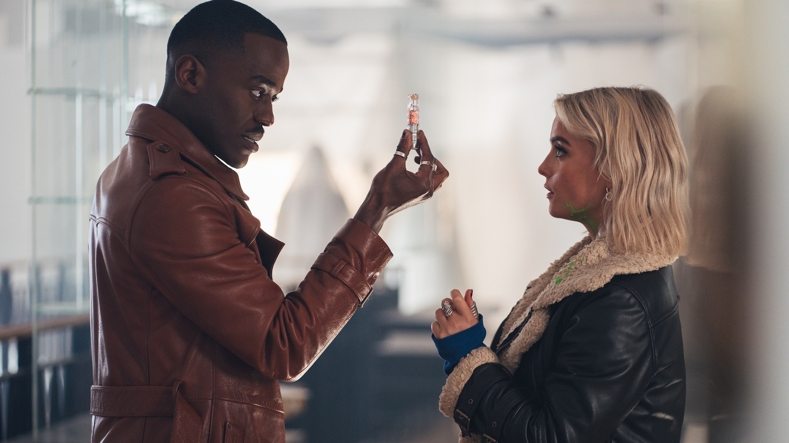 An Unsettling Doctor Who Season 2 Episode Echoes One Of The Show's Most Controversial Hours