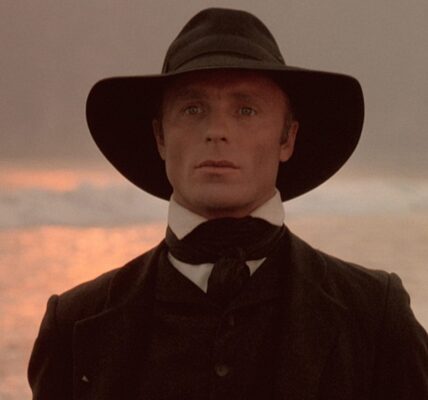 The Bizarre Ed Harris Western That Ruined Its Director's Promising Career