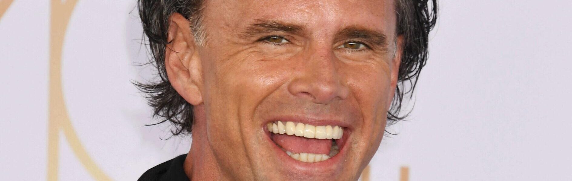 Bizarre Reason Why 'SNL' Star Sniffed Walton Goggins' Speedo Briefs
