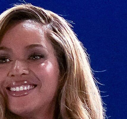 Beyoncé Honors Sir With Special Nod At Cowboy Carter Show