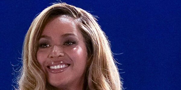 Beyoncé Honors Sir With Special Nod At Cowboy Carter Show