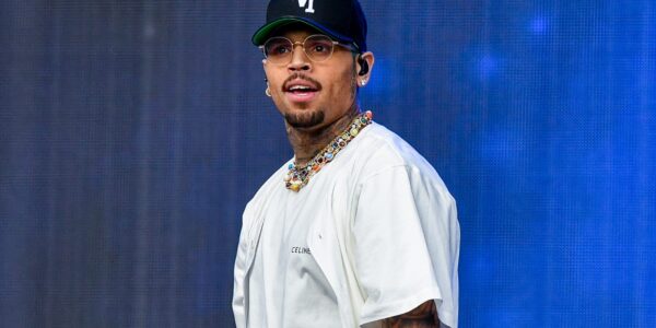 Chris Brown Checks Fan For Throwing Drink At Him During Breezy Bowl Concert
