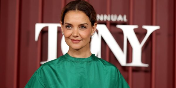 Love Katie Holmes’ Chic Summer Tote? We Found It for Just $18