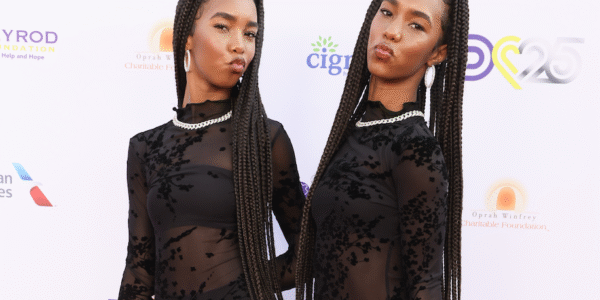 Jessie & D'Lila Combs Link Up With Baby Love For Sweet Sister Moment