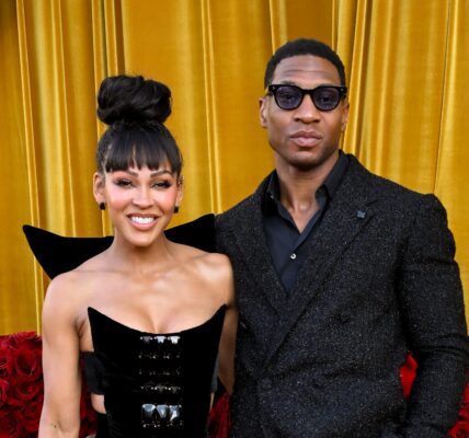 Meagan Good & Jonathan Majors Turn Heads With Steamy Red Carpet PDA Session