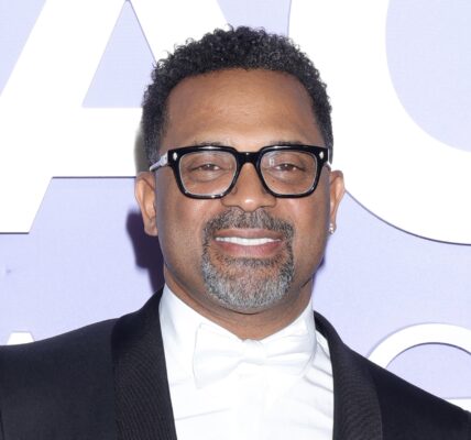 Okay! Mike Epps Throwback Photo Has The Internet Goin OFF, Calling Him 90s Fine
