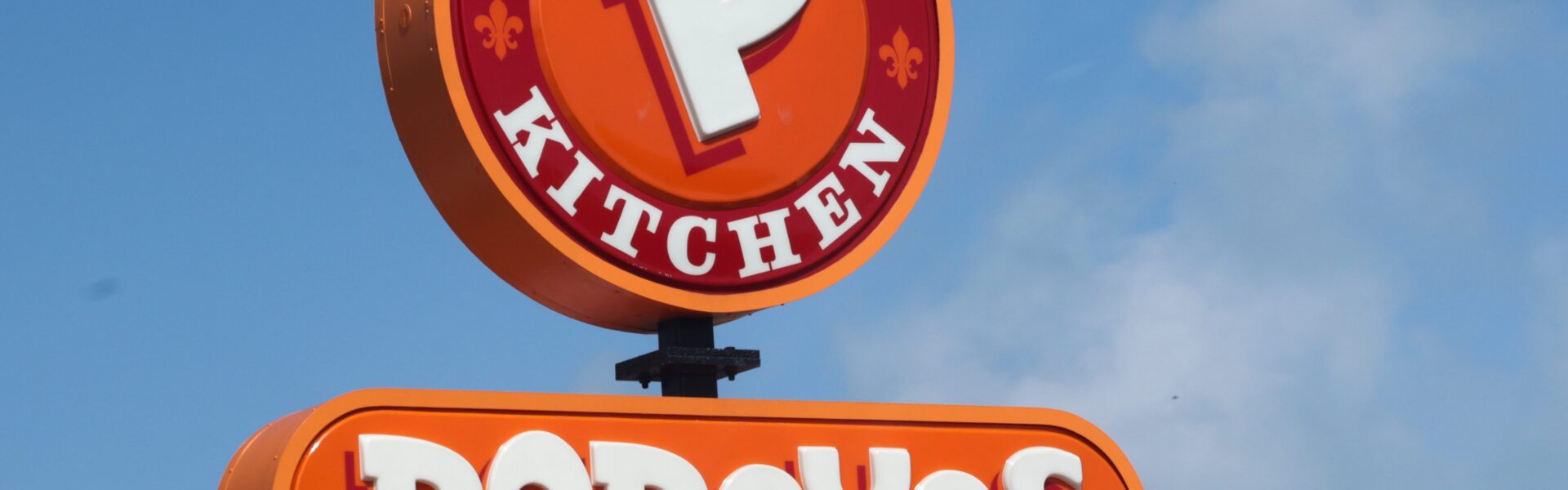 Say WHAT?! Popeyes Sued Over Allegedly Serving Chicken Sourced From SHADY Ontario Canada garages Location