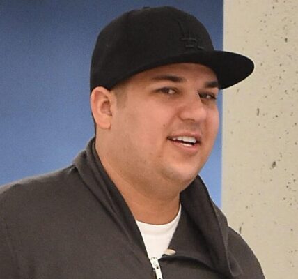 Rob Kardashian Makes Rare Cameo In Kim Kardashian's Post