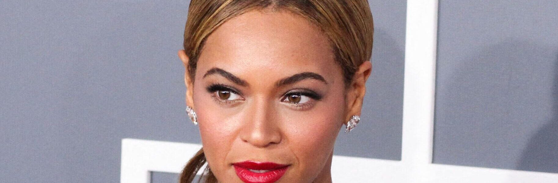 Beyoncé’s Flying Car Scare Leaves Fans Shaken And Awed