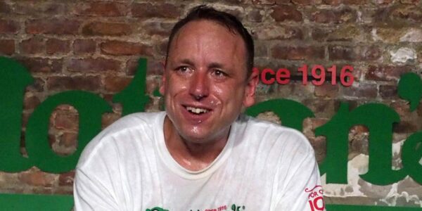 Joey Chestnut Ends Beef With Nathan’s, Returning To Compete