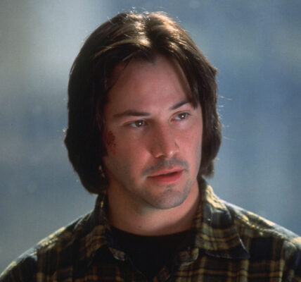 The Sci-Fi Flop That Keanu Reeves Couldn't Believe He Made