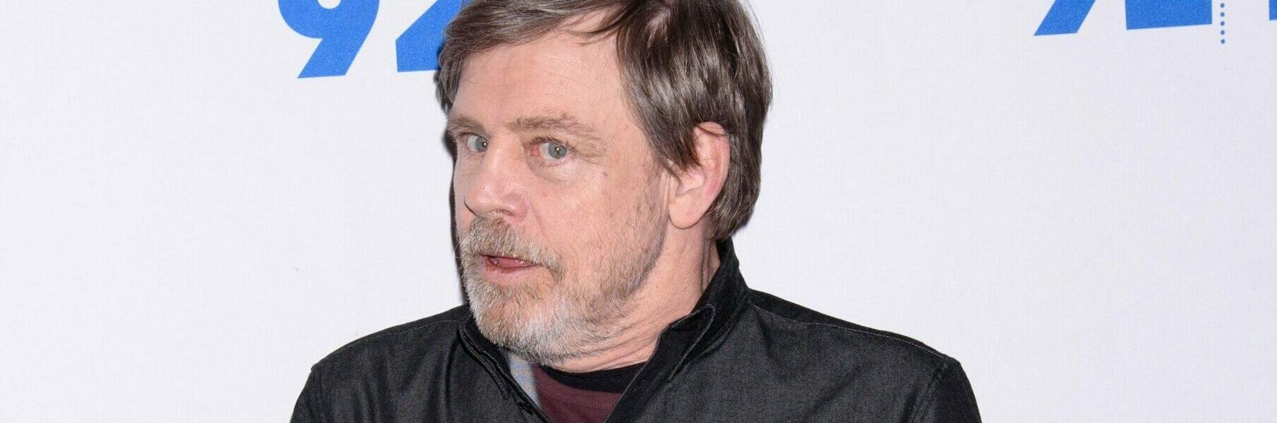 Fans 'Lose Respect' For Mark Hamill For Charging 'Absurd' Autograph Amount