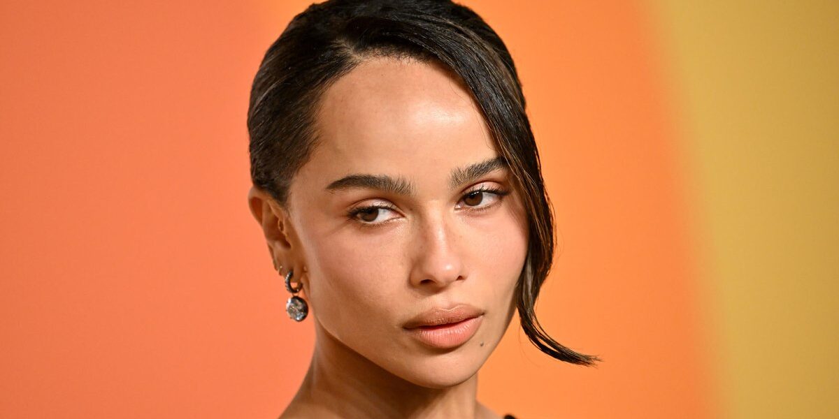 We Found a $45 Lookalike for Zoe Kravitz’s Cool Girl Flip-Flops