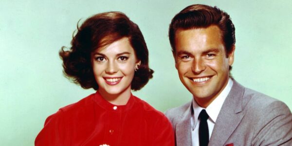 Robert Wagner Honors Natalie Wood 44 Years After Her Death