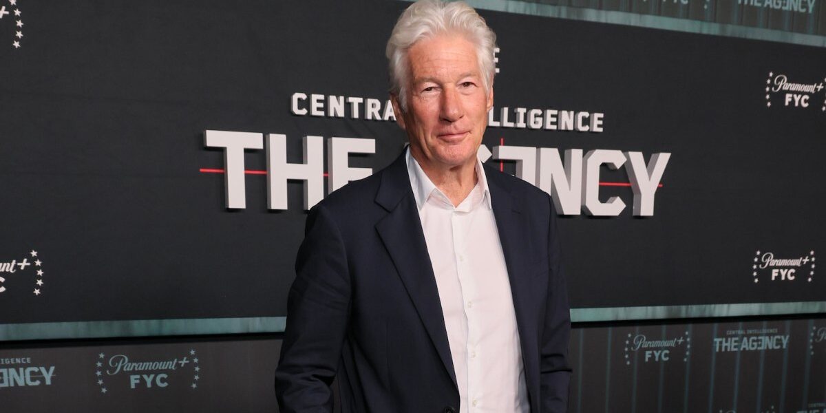 Paul Simon's Daughter Criticizes Richard Gere Over Home Sale