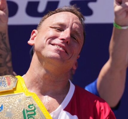 Nathan's Famous Hot Dog Eating Contest 2025 Winner Announced