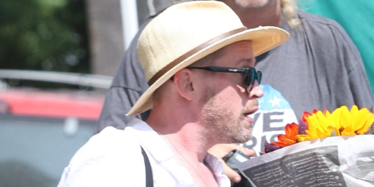 Macaulay Culkin and Seth Green Spotted Reuniting During Rare Outing