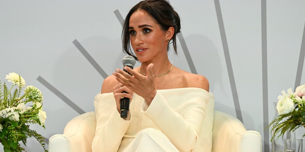 Copy Meghan Markle's Designer Shift Dress Look for $40