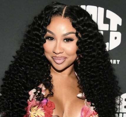 Okay, BAWDY! Ari Fletcher Shows Up And Shows OUT In Swimsuit Photos Amid Celebrating Her 30th Birthday