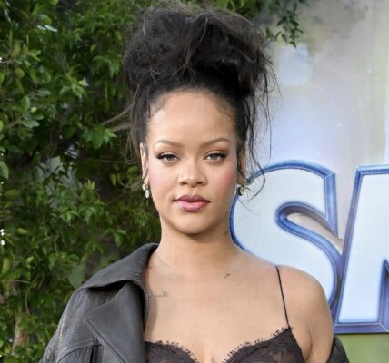 Rihanna Addresses Her Dad, Ronald Fenty, Passing While Opening Up About Her Hopes For Him As A Grandfather (WATCH)