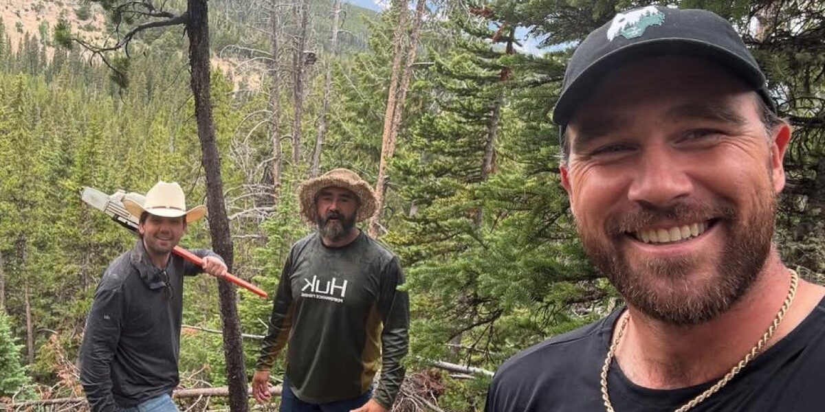 Travis Kelce Shares Offseason Pics With Austin Swift and Jason Kelce