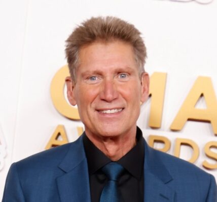 Gerry Turner Dated Golden Bachelor Ex After Theresa Nist Divorce