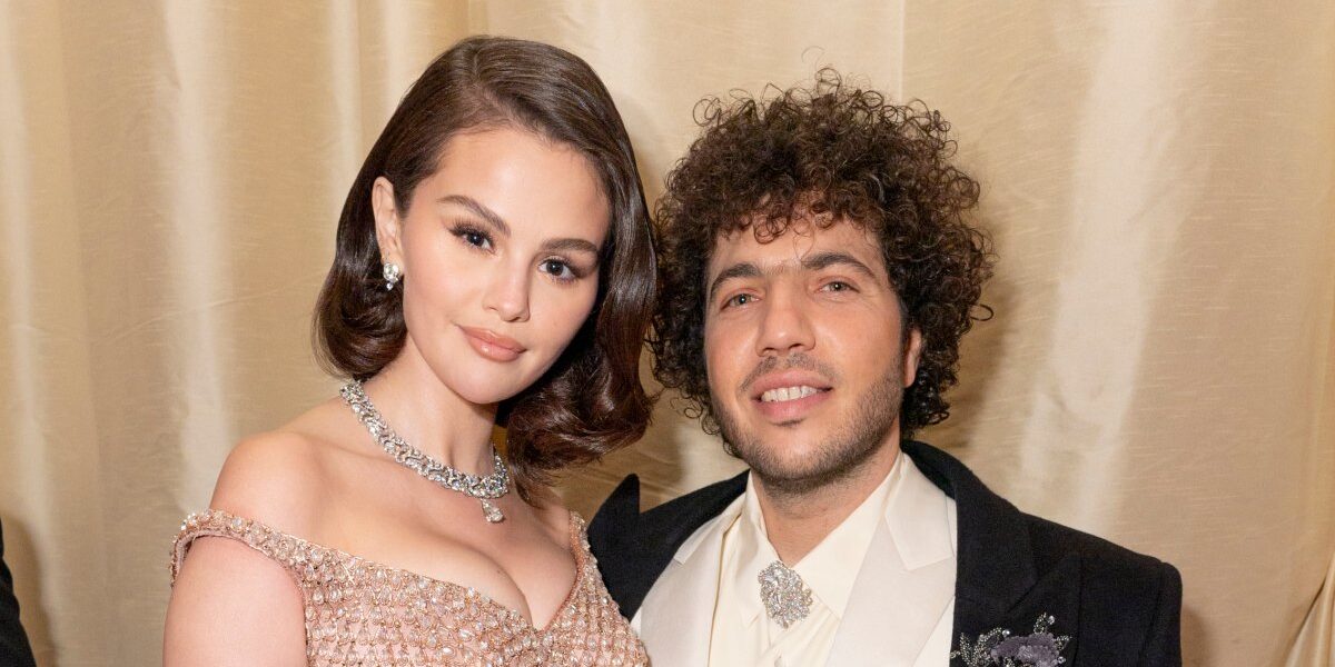 Selena Gomez Kisses Benny Blanco in Sweet PDA Photo