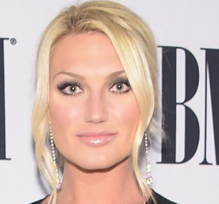 Brooke Hogan Sees Late Dad Hulk Hogan’s Body Weeks After His Death