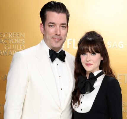 Why Zooey Deschanel and Jonathan Scott Haven't Planned Their Wedding