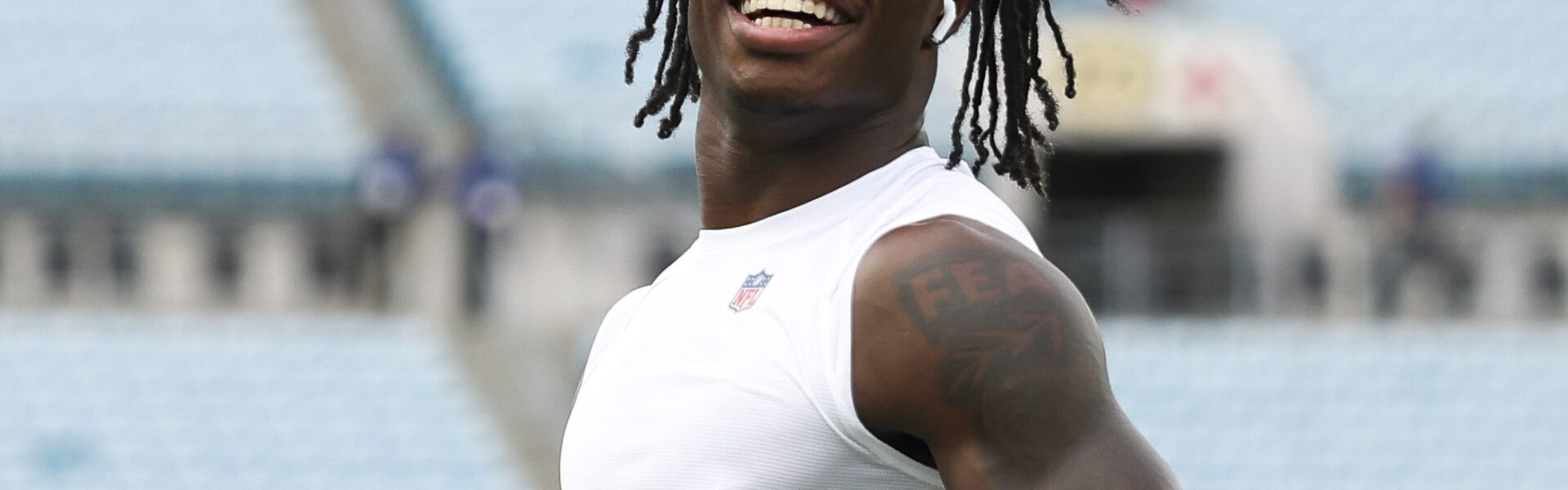 Travis Hunter & His Wife Leanna Lenee Announce The Arrival Of Their First Child