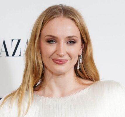 How Sophie Turner Accidentally Broke Off a Celebrity Engagement