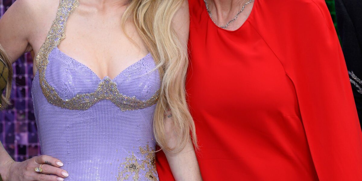 Jamie Lee Curtis Reacts to Lindsay Lohan's 'Safe' Comment